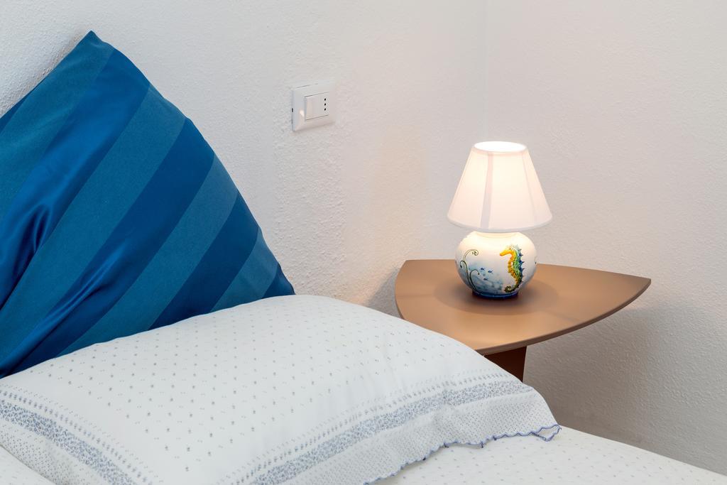 Relais Romildanna Panzió Forio di Ischia Kültér fotó