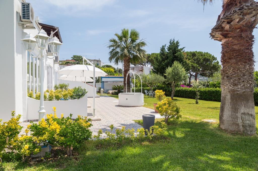 Relais Romildanna Panzió Forio di Ischia Kültér fotó