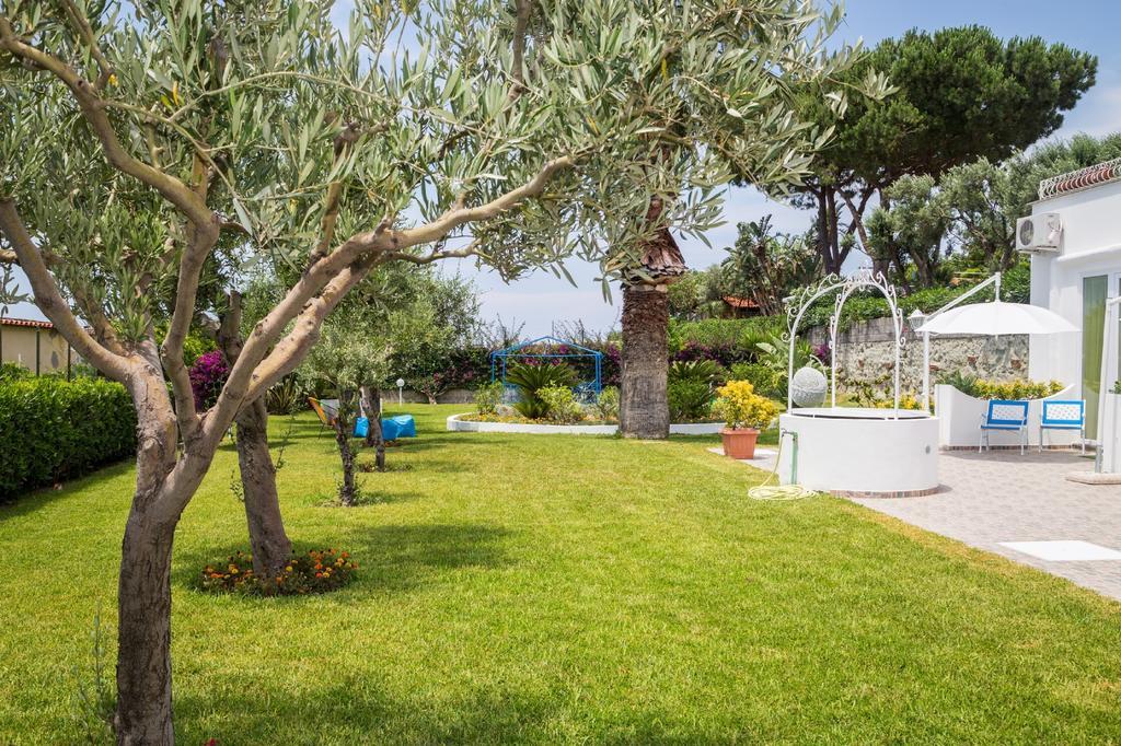 Relais Romildanna Panzió Forio di Ischia Kültér fotó