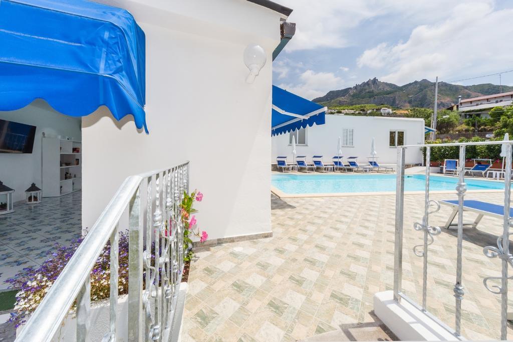 Relais Romildanna Panzió Forio di Ischia Kültér fotó